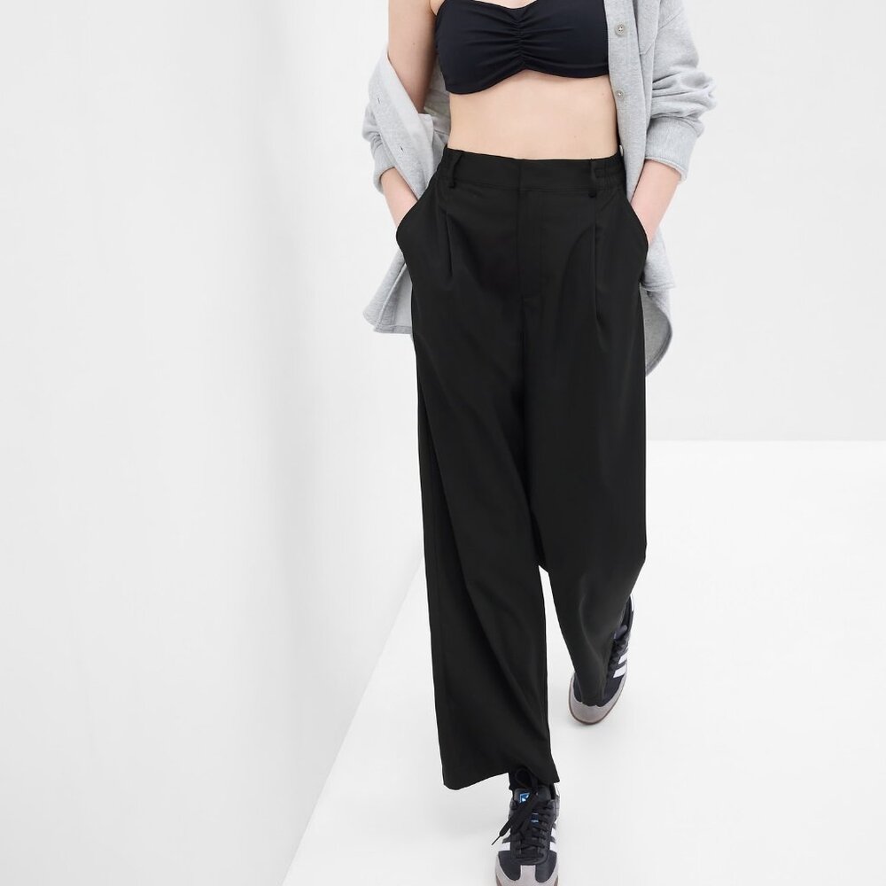 GapFit Recycled High Rise Runaround Trousers - Sze MP - NWOT